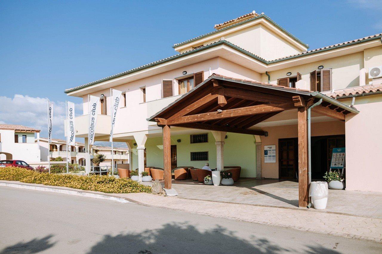 Baia Delle Mimose Apart otel Badesi Dış mekan fotoğraf