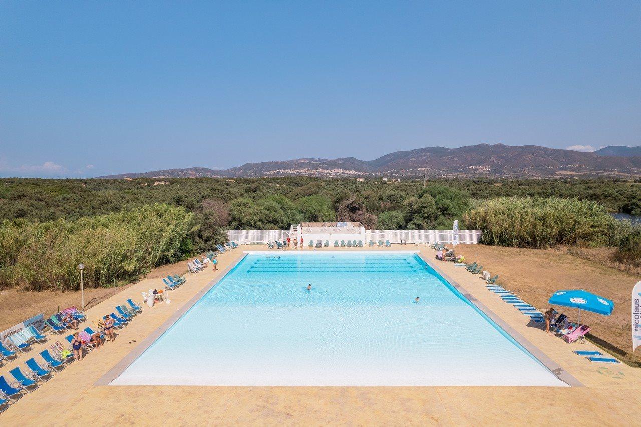 Baia Delle Mimose Apart otel Badesi Dış mekan fotoğraf