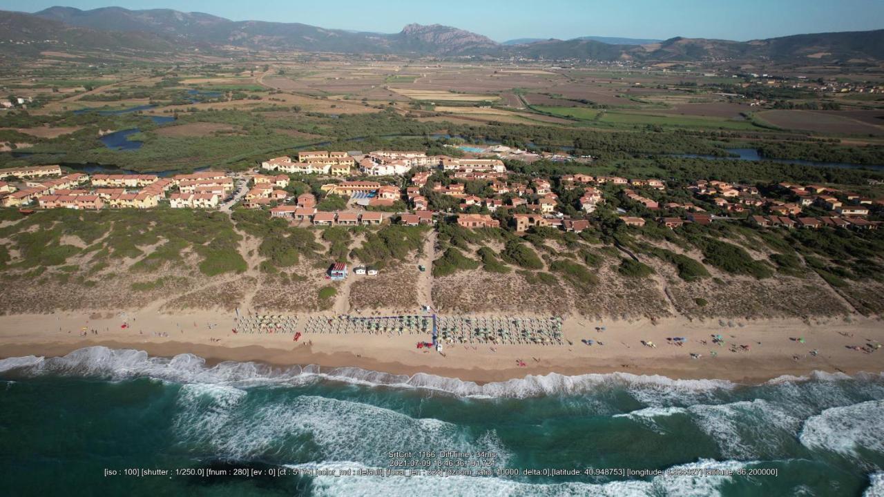 Baia Delle Mimose Apart otel Badesi Dış mekan fotoğraf