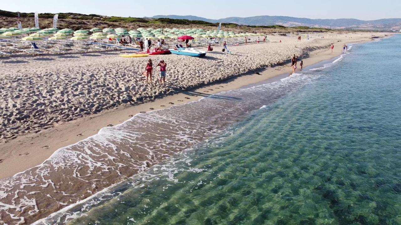 Baia Delle Mimose Apart otel Badesi Dış mekan fotoğraf